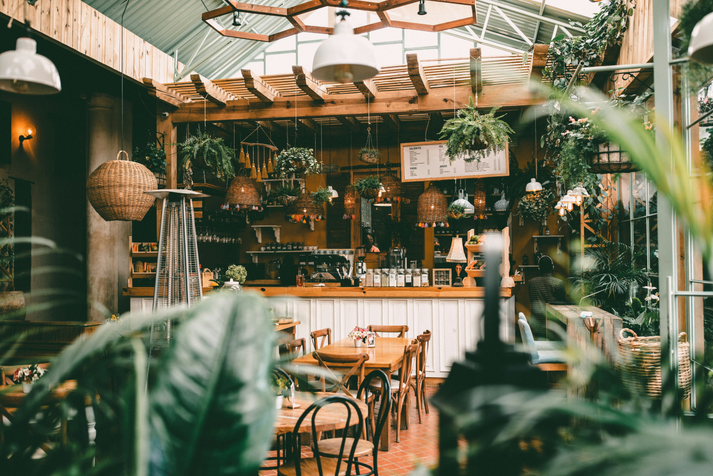 tropical hawaiian vibe restaurant